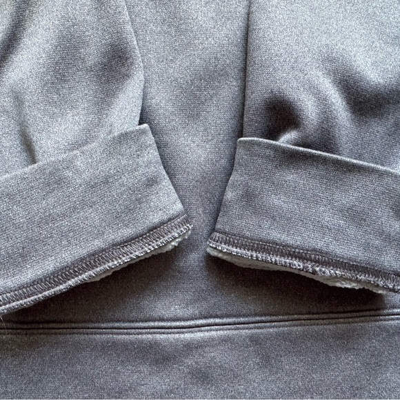 Men’s Under Armour Hoodie - Picture 7 of 13